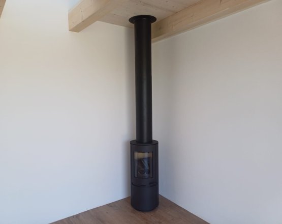 Designový komín a kamna Scan line 8 - Ořechov