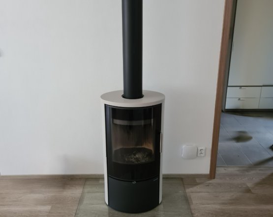Montáž kamen, kouřovodu a skla pod kamna - Rajhrad